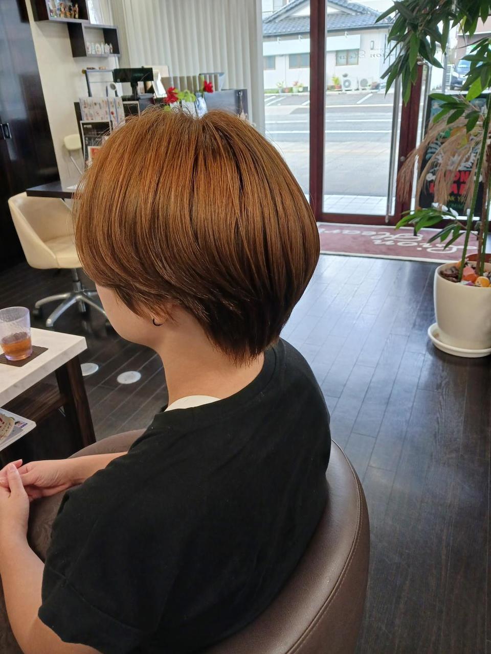 明るめハンサムショート_20260929_3